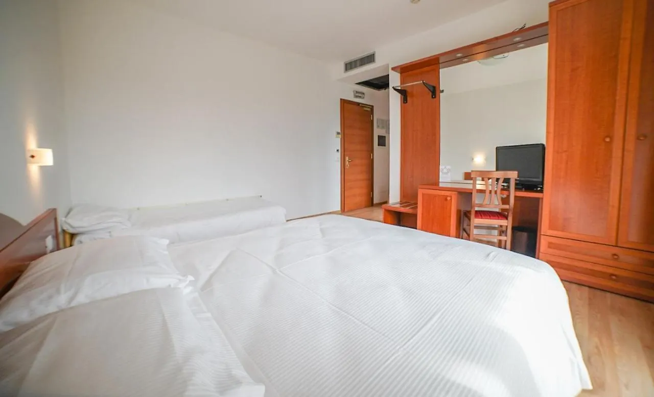 Hotel Nuova Barcaccia Peschiera del Garda